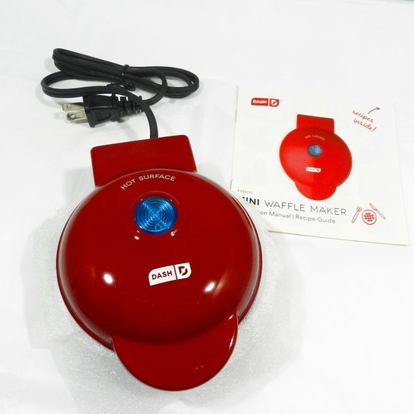 Dash Kitchen Dash Mini Round Waffle Maker Nwt Poshmark